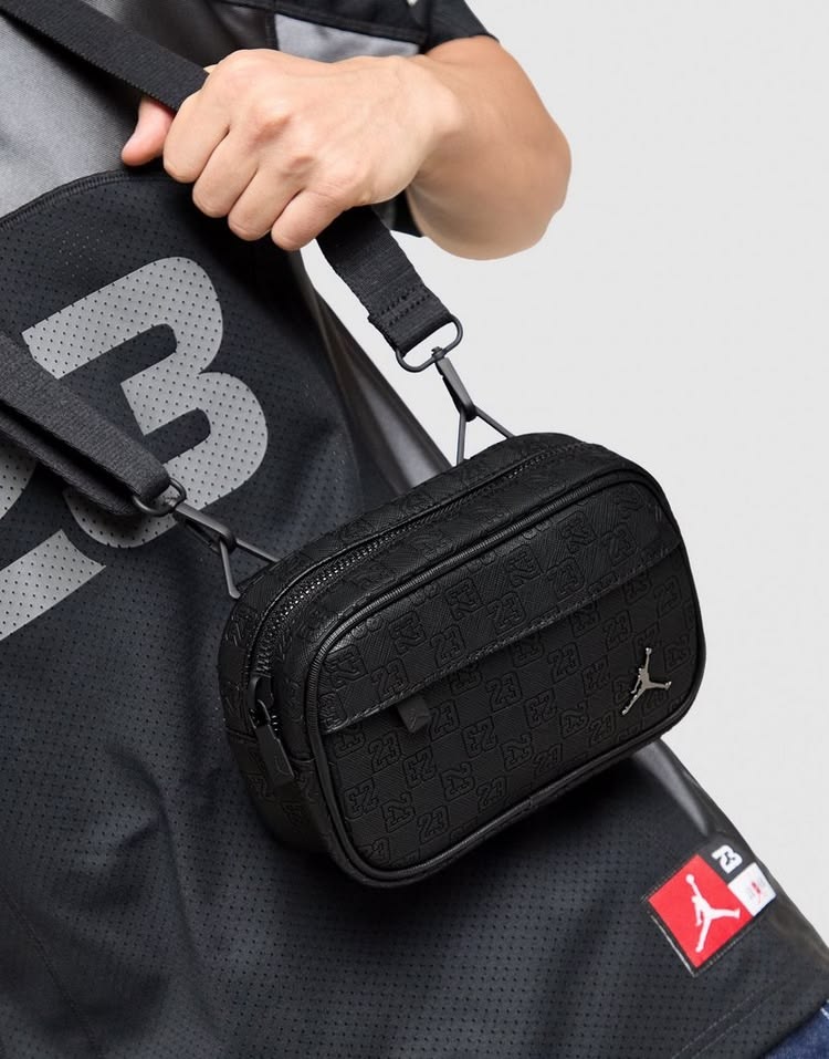 WAIST BAGS