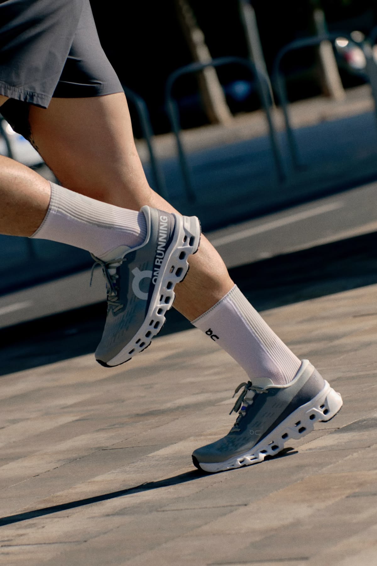 RUNNING / SPORTS